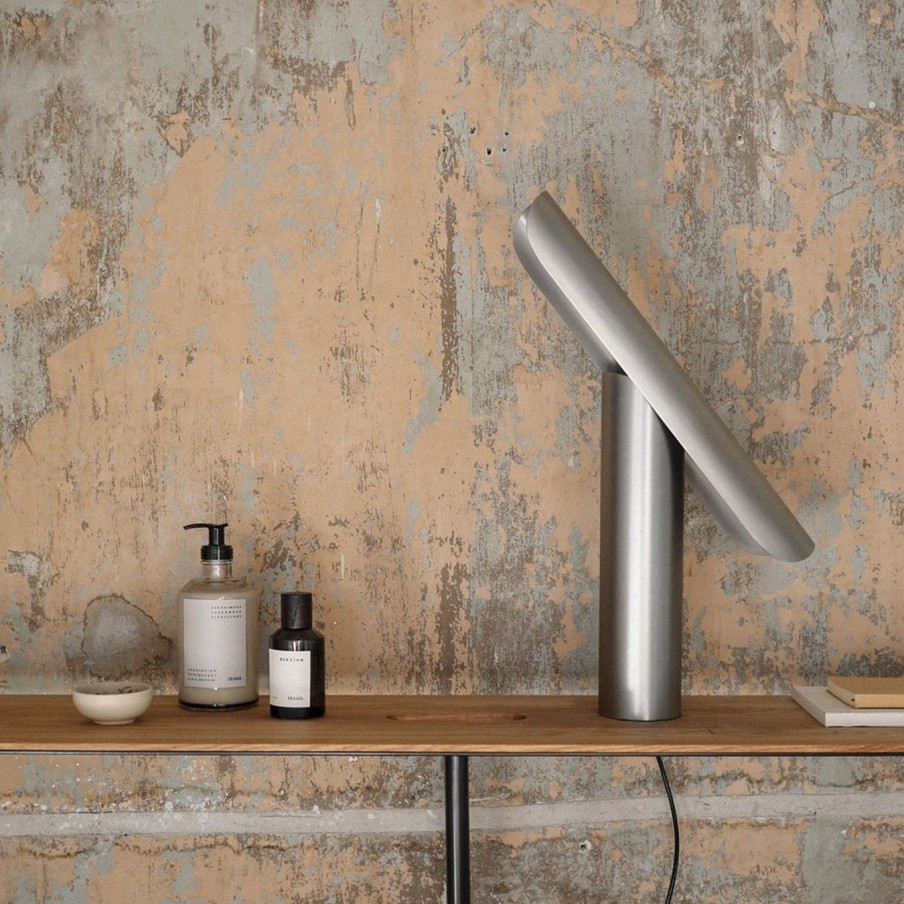 Belysning FRAMA | T-Lamp|Steel