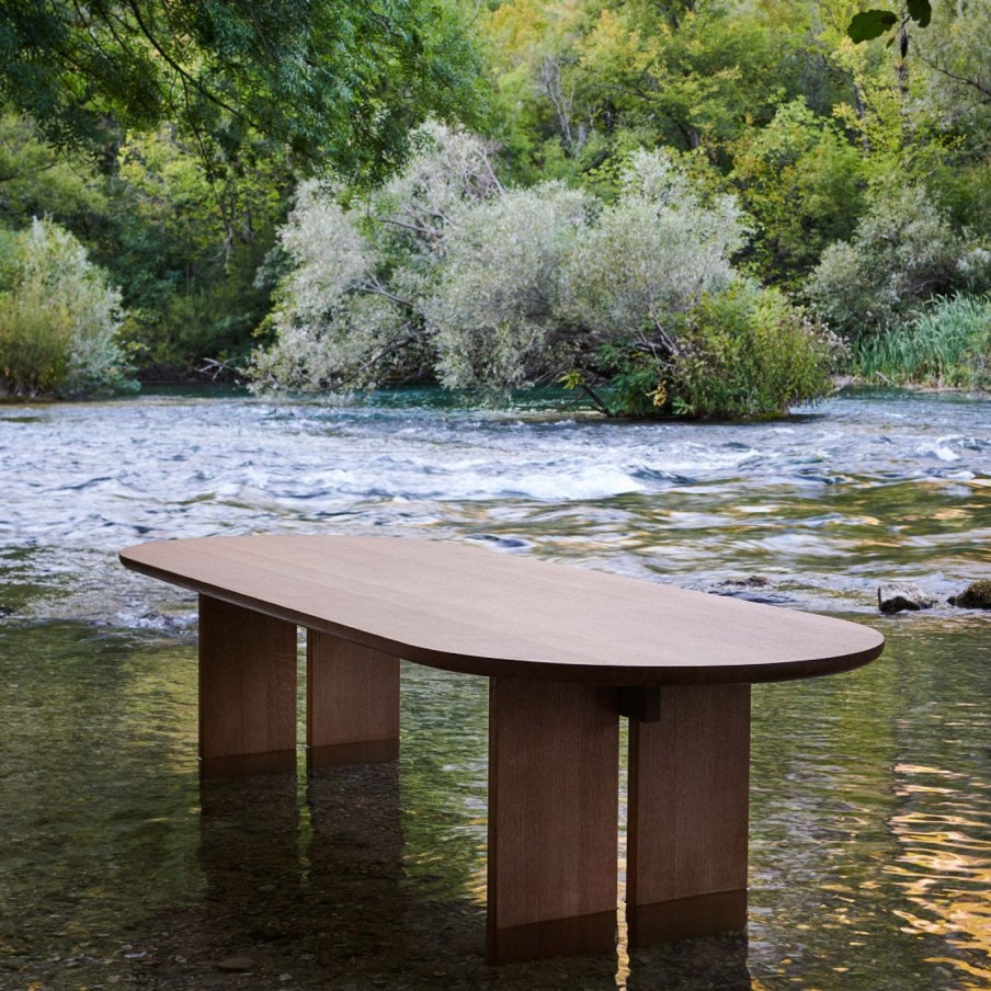 Mobler Fora Projects | Tr Dining Table 001