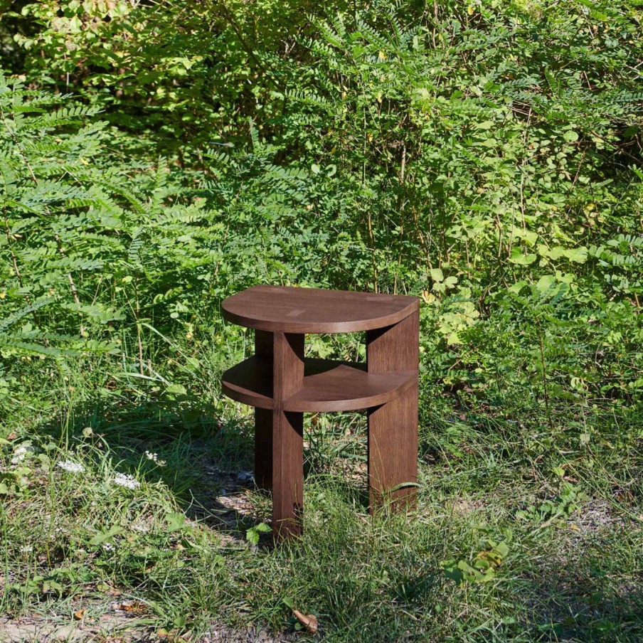 Mobler Fora Projects | Tr Bedside Table 001