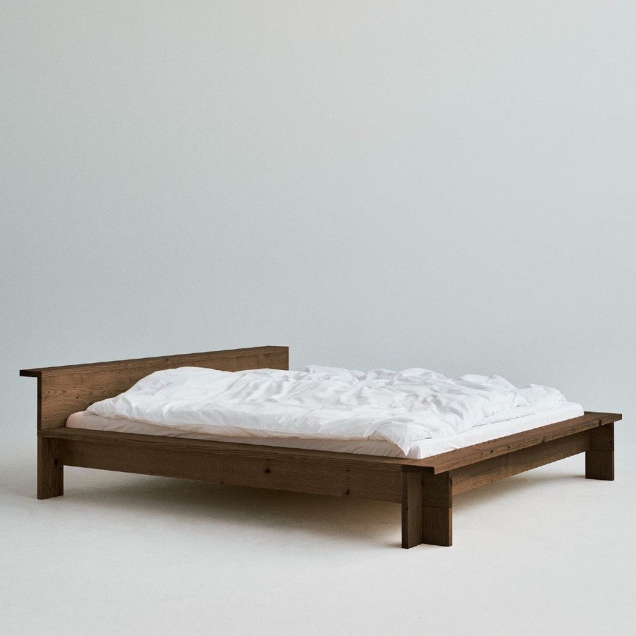 Mobler RYE Sleep | Hem Bed Frame|Smoked Red Oak