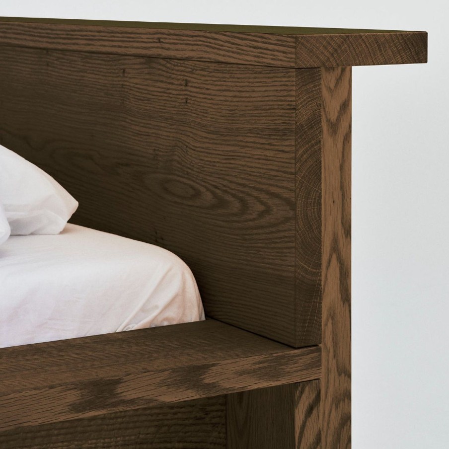 Mobler RYE Sleep | Hem Bed Frame|Smoked Red Oak